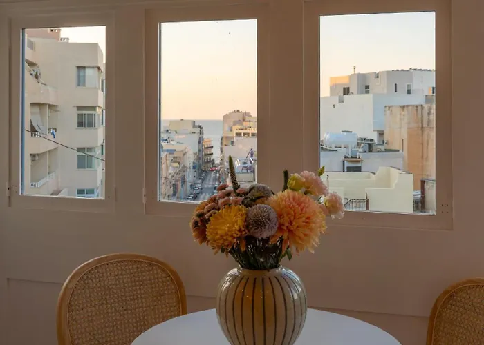 Charming, Modern With Terrace Ldem1-4 Apartman