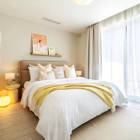 아파트 Charming, Modern With Terrace Ldem1-4 슬리에마