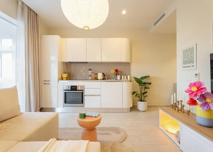 Charming, Modern With Terrace Ldem1-4 Sliema